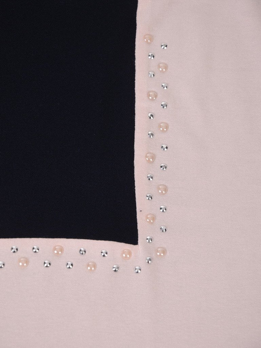 Geometryczna bluzka z połyskującym zdobieniem 18013.