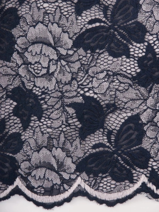 Granatowo-popielata sukienka ołówkowa w kwiaty – wyszczuplające przeszycia i elegancki dekolt łódka 14185