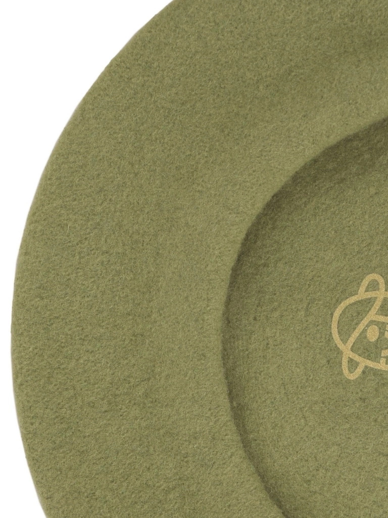 Elegancki zielony beret damski wełniany – ciepły dodatek w stylu francuskim na chłodne dni 40876