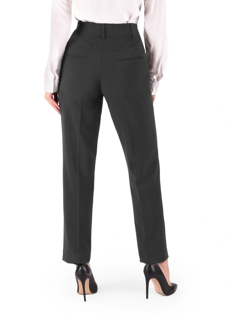 Czarne spodnie garniturowe o prostym kroju – elegancki model z kantem idealny do pracy 40508