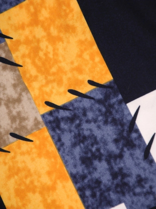 Wielobarwna bluzka damska z ekoskórą w modny patchwork – fason kimono, maskujący talię i wysmuklający plecy 32505
