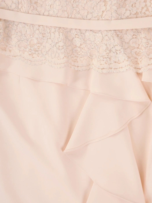 Rozkloszowana suknia wieczorowa maxi w odcieniu bladego różu – elegancki fason na bal i studniówkę 38726