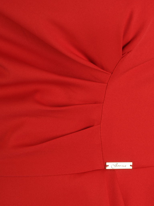 Czerwona sukienka wizytowa z efektowną baskinką 24554