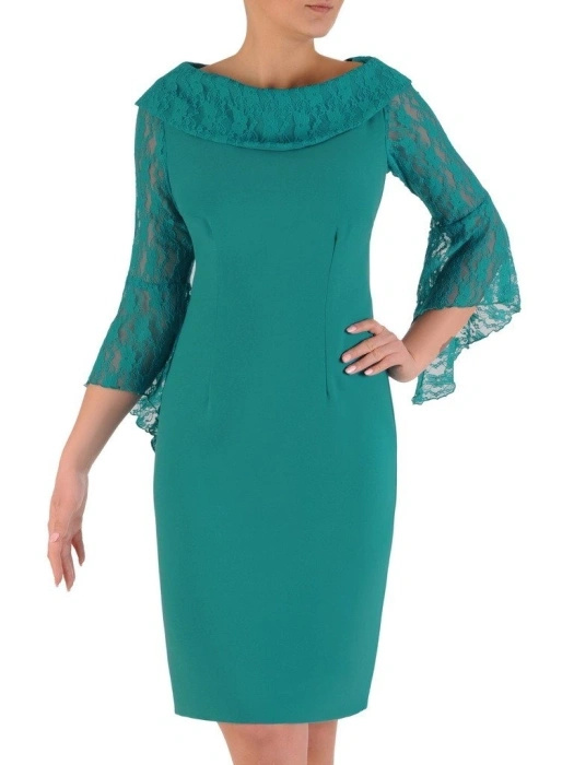 Zielona sukienka na wesele i święta o prostym fasonie – koronkowe rękawy z falbanką wysmuklające figurę 20047