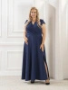 Elegancka suknia balowa na studniówkę i sylwestra – granatowy, rozkloszowany fason z rozcięciem 18616