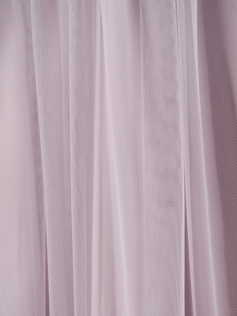 Elegancka sukienka rozkloszowana midi w odcieniu bieli – kobiecy krój z ozdobną kokardą 35225