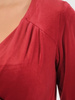 Kopertowa sukienka wyszczuplająca, kreacja z ozdobnymi marszczeniami 35025