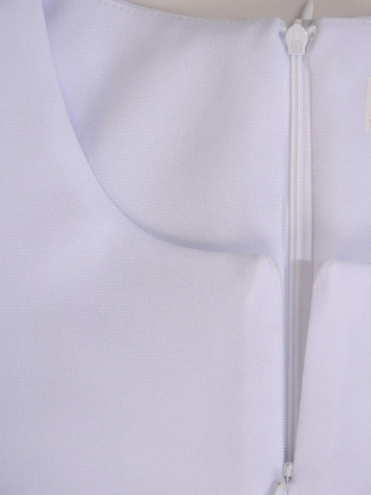 Elegancka czarna sukienka rozkloszowana midi – wyszczuplające przeszycia i pasek 19906
