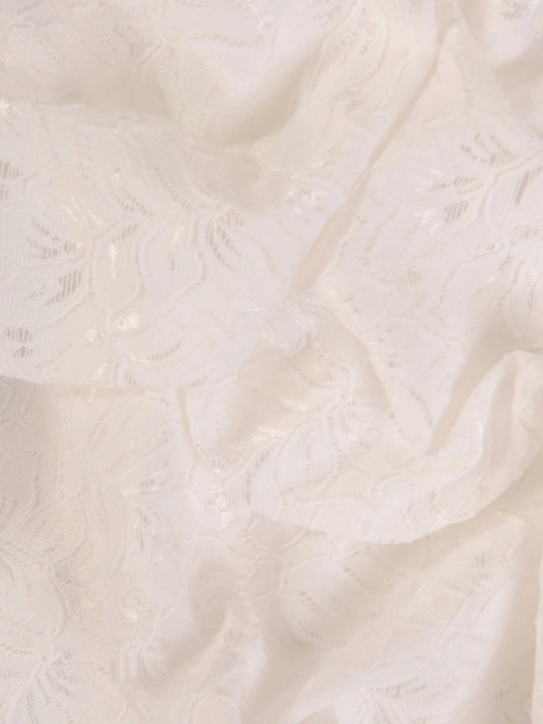 Elegancka biała sukienka w liście o prostym kroju – marszczenie w talii wysmuklające sylwetkę 33372