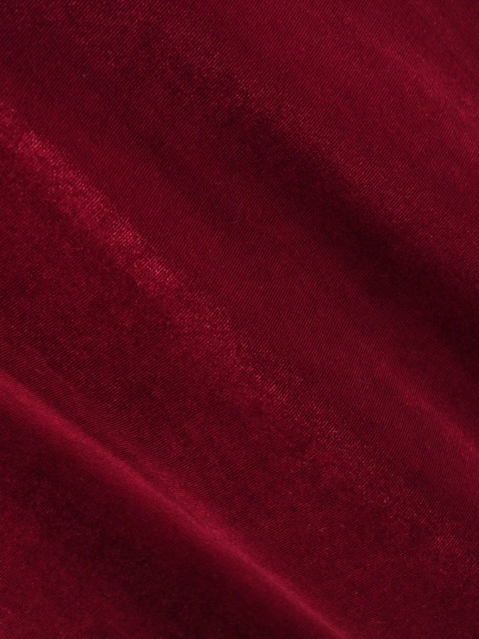 Rozkloszowana bordowa sukienka midi wizytowa – wysmuklający fason maskujący biodra 18787