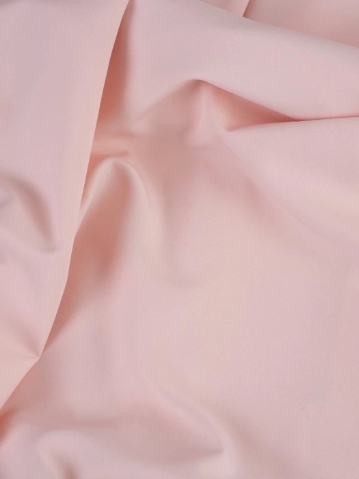 Elegancka suknia wieczorowa maxi pudrowy róż – rozkloszowany dół z wysmuklającymi przeszyciami 12099