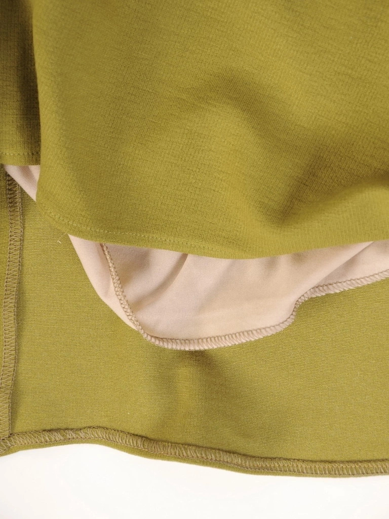 Limonkowa sukienka wizytowa trapezowa midi – kobiecy krój z elegancką kontrafałdą 34805