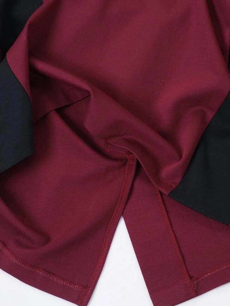Elegancka sukienka midi o prostym kroju bordowo-czarna – modelujące sylwetkę wstawki z koronką 14700