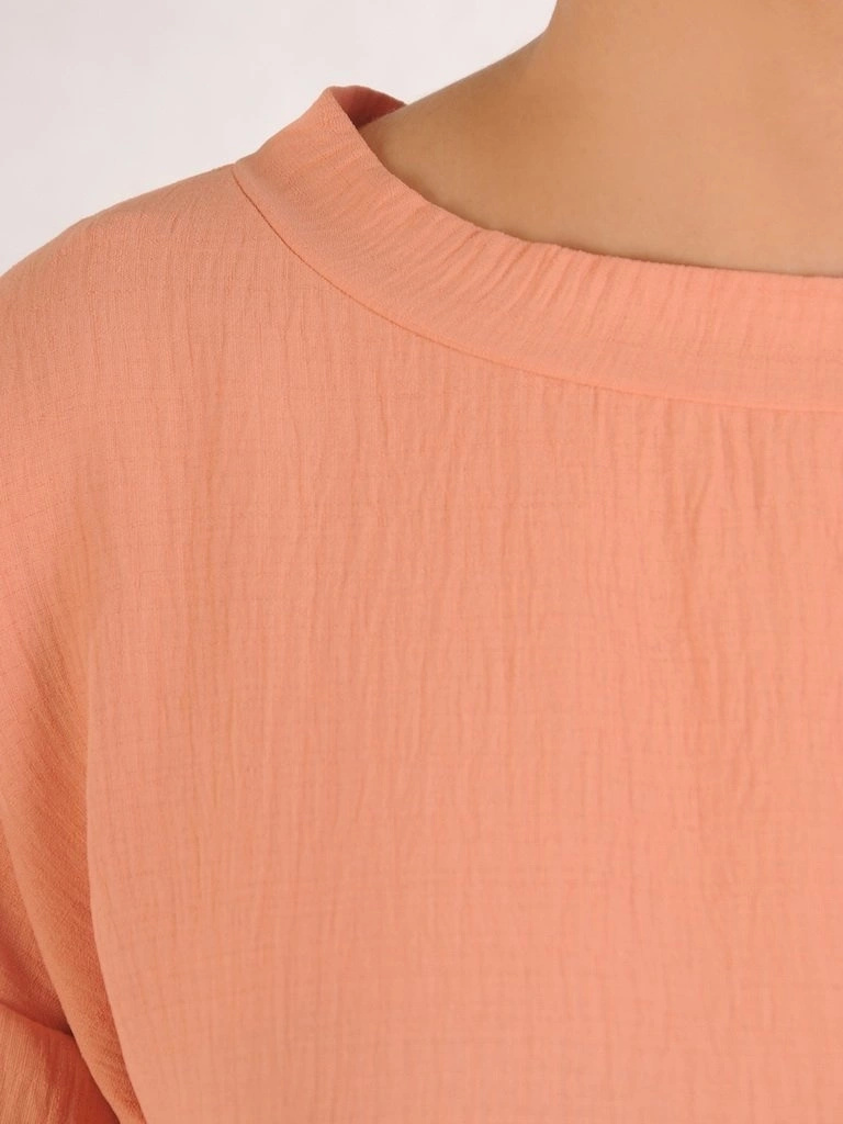 Morelowa sukienka bawełniana rozkloszowana midi – fason modelujący talię i sylwetkę 28253