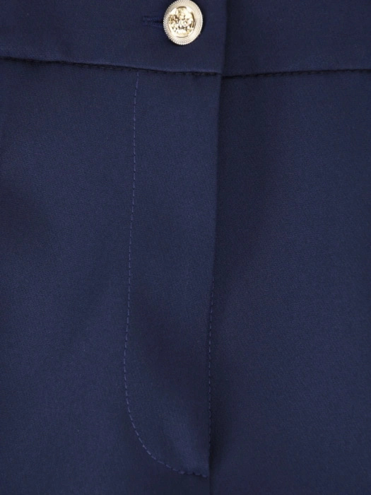 Elegancki garnitur damski ze spodniami granatowy – klasyczny prosty krój i wysmuklające cygaretki 42505