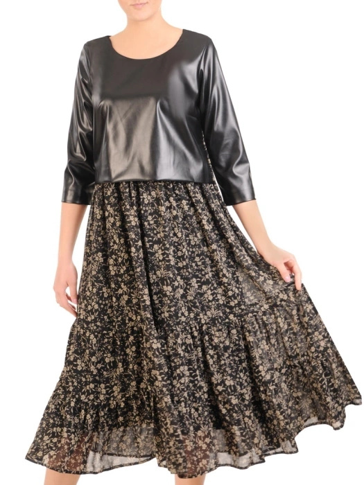 Elegancka sukienka rozkloszowana w kwiaty – kobiecy fason midi z rękawem 3/4 31637