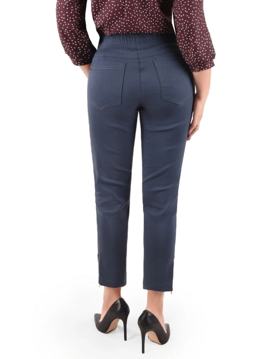 Eleganckie niebieskie spodnie damskie na gumce – dopasowany fason ze stylowymi suwakami 34875