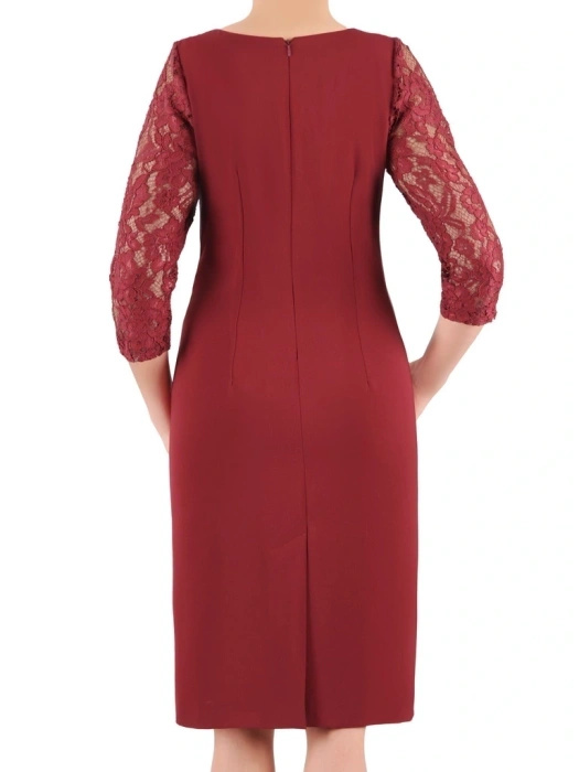 Elegancka bordowa sukienka midi z rękawem 3/4 – prosty fason z ozdobną górą wysmuklający sylwetkę 37455