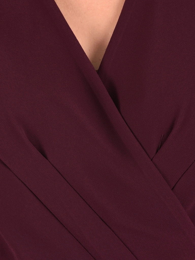 Bordowo-śliwkowa sukienka rozkloszowana midi – zwiewny fason z rękawem 3/4 pięknie modelujący sylwetkę 40246