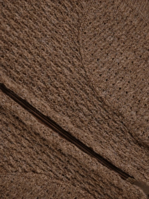 Elegancki sweter damski rozpinany beżowy – prosty fason z bufiastymi rękawami 42176