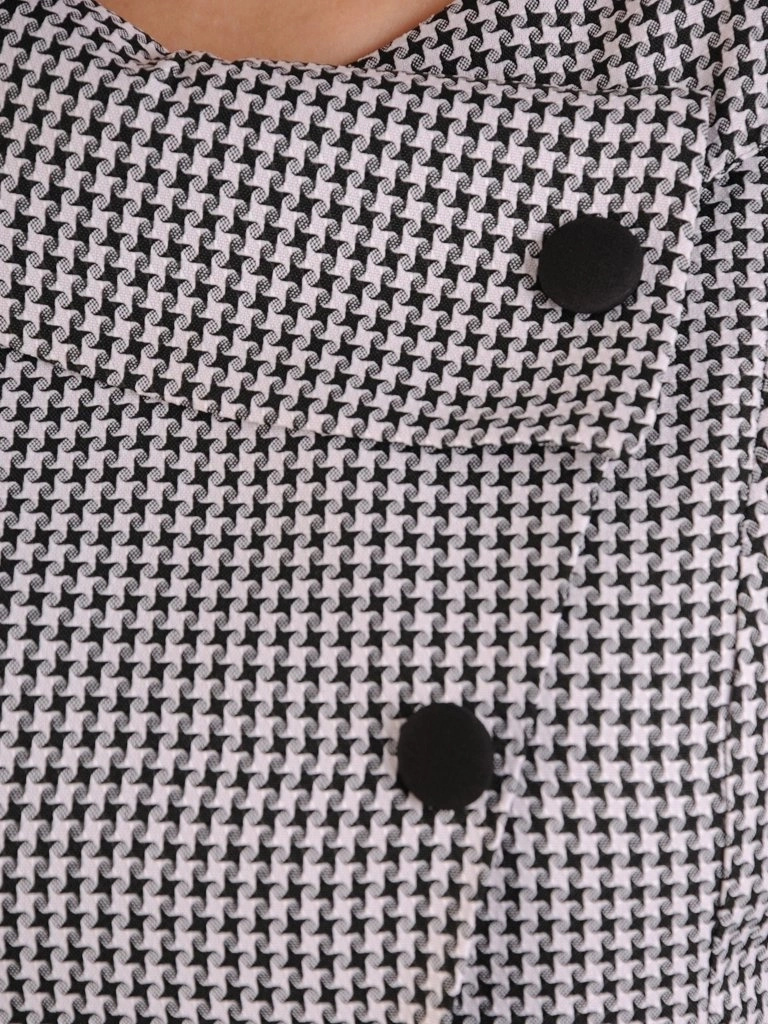 Elegancka sukienka w pepitkę midi z kołnierzykiem – prosty krój z wyszczuplającymi zaszewkami 25387