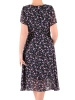Garsonka damska na wesele w kwiaty – rozkloszowany fason z żakietem wysmuklający sylwetkę 39375