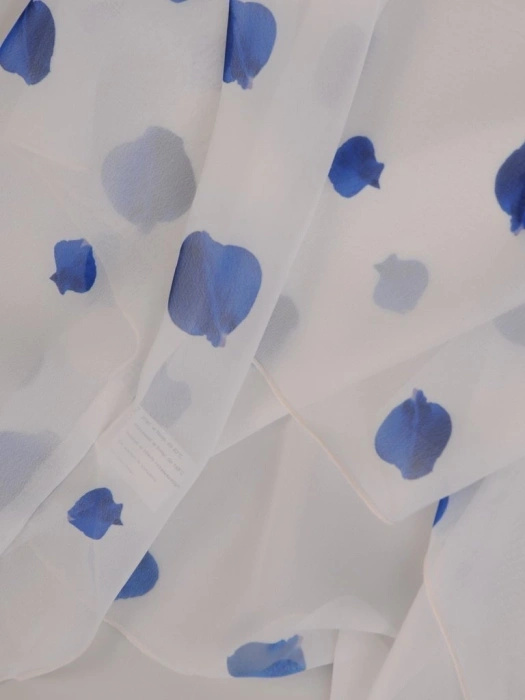 Elegancki komplet damski z prostą sukienką midi i luźną narzutką – swobodny krój tuszujący niedoskonałości 25574