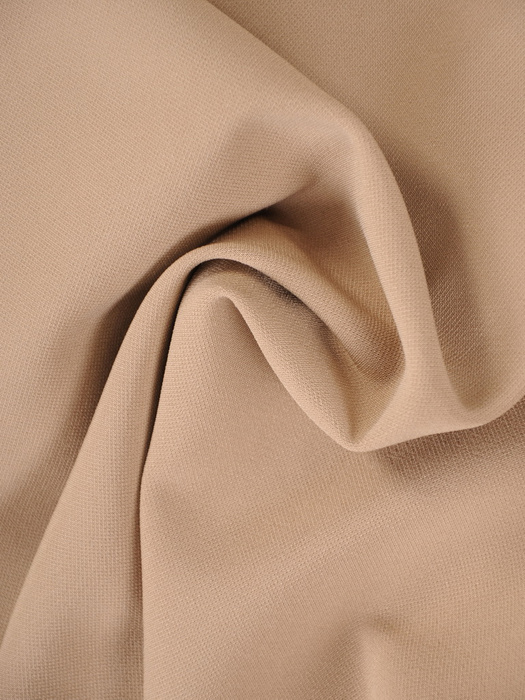 Elegancka garsonka damska w kolorze beżowym 35928