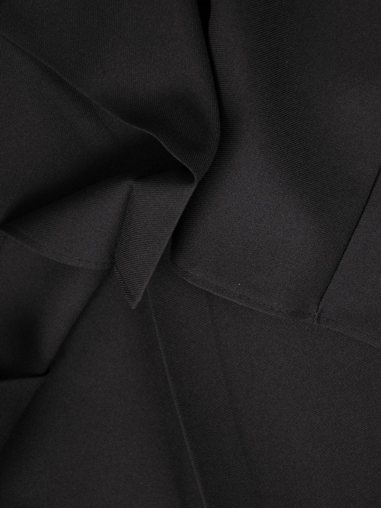 Elegancka spódnica trapezowa do kolan na gumce – fason z kontrafałdami tuszujący biodra 39685