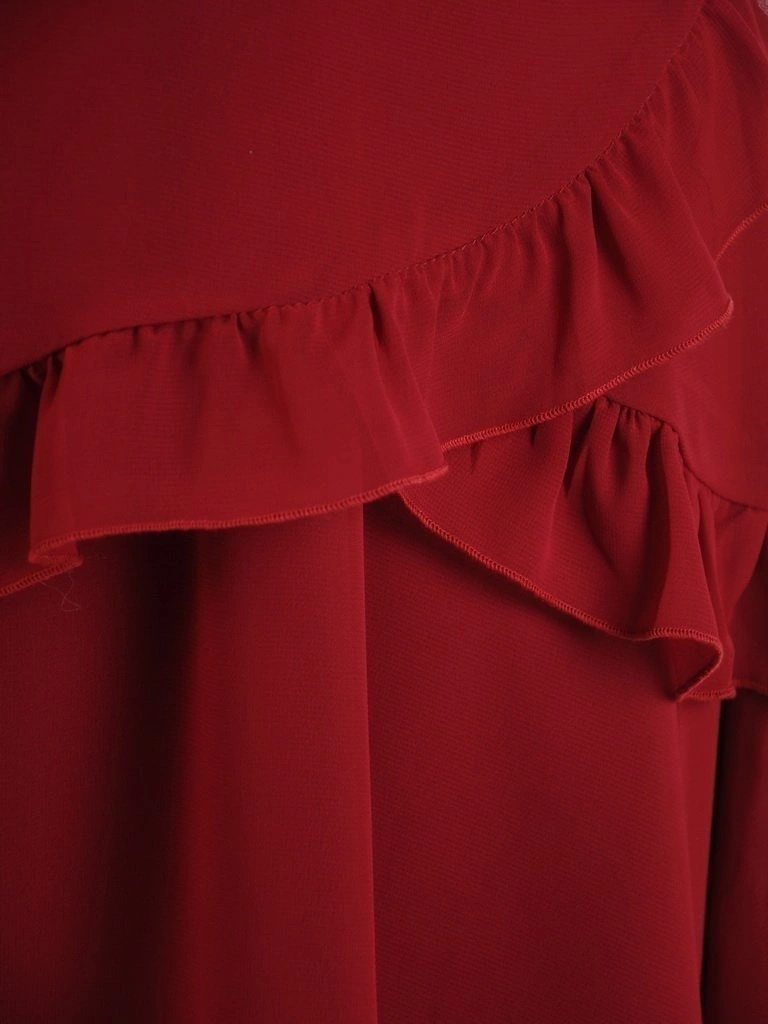 Bordowa sukienka wizytowa o kroju trapezu – kobiecy model midi tuszujący biodra 26888