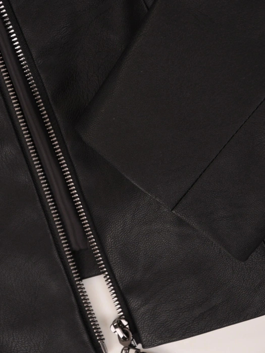 Elegancka czarna kurtka przejściowa o prostym fasonie – stylowe wstawki z ekoskóry i wygoda 33225