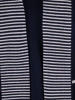 Granatowy sweter damski w paski o prostym kroju – praktyczny model 2w1 tuszujący biodra 38676