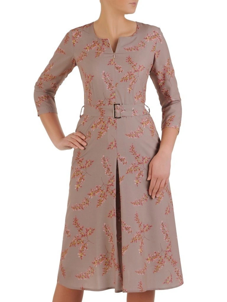 Elegancka sukienka rozkloszowana midi w kwiaty – wysmuklające przeszycia i pasek w talii 24564