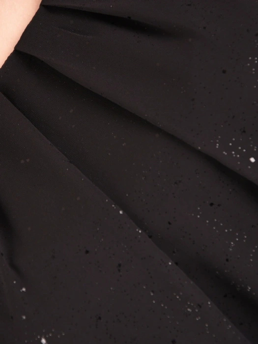 Czarna bluzka Plus Size z rękawami kimono, luźny fason – delikatnie połyskująca na lato 42053