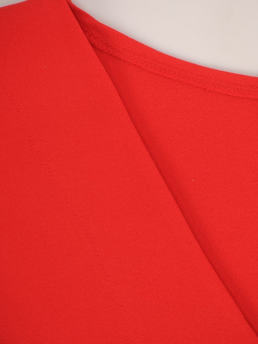 Sukienka z tkaniny, czerwona kreacja z luźnymi rękawami 25587