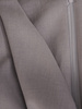 Kopertowa sukienka z szeroką falbaną, szara kreacja w eleganckim fasonie 21035