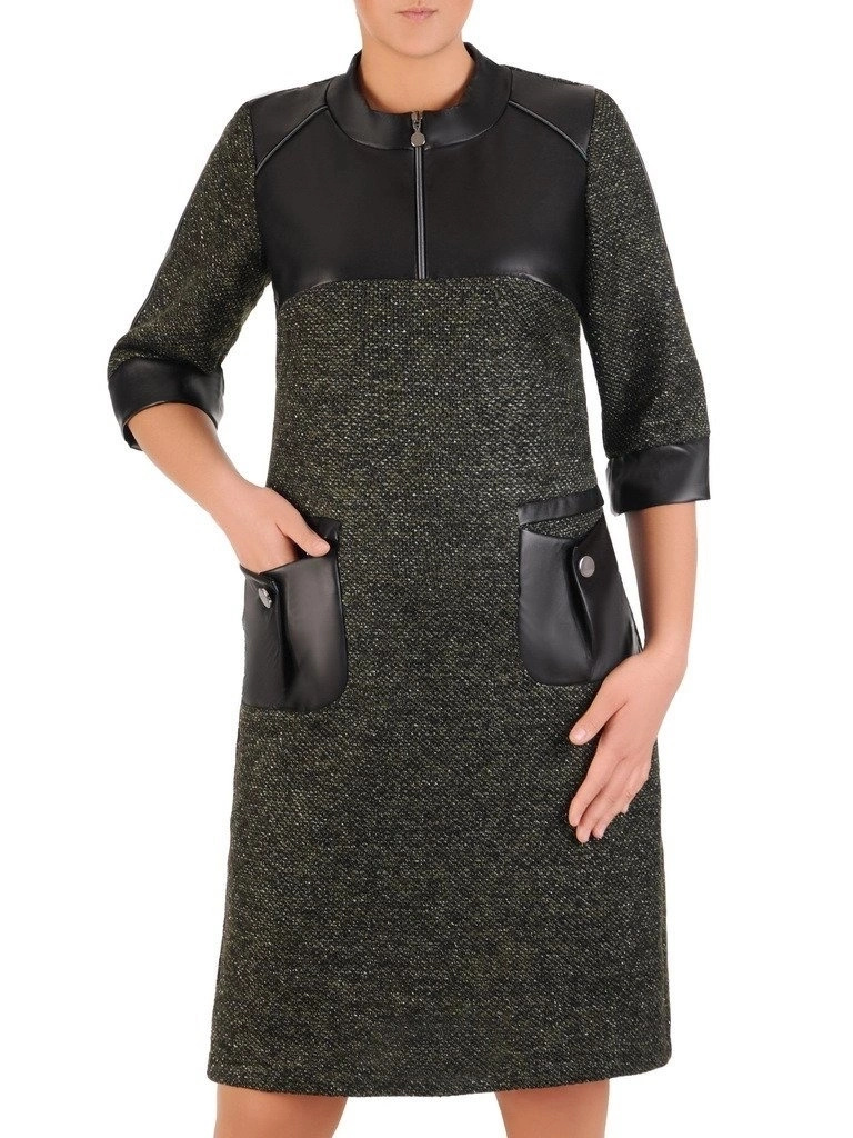 Czarna sukienka jesienna midi o prostym kroju – model wysmuklający sylwetkę z rękawem 3/4 23393