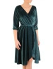 Elegancka sukienka rozkloszowana w butelkowej zieleni – wysmuklający fason midi z rękawem 3/4 32011