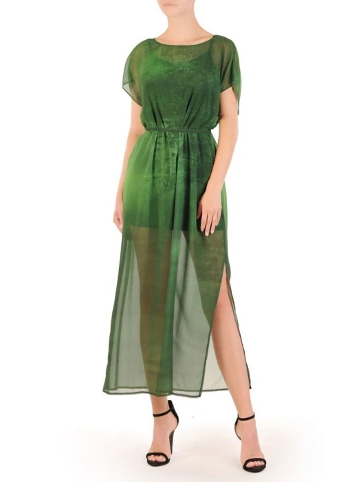 Elegancka sukienka maxi w kolorze butelkowej zieleni – wysmuklający prosty fason z dekoltem w łódkę 30098