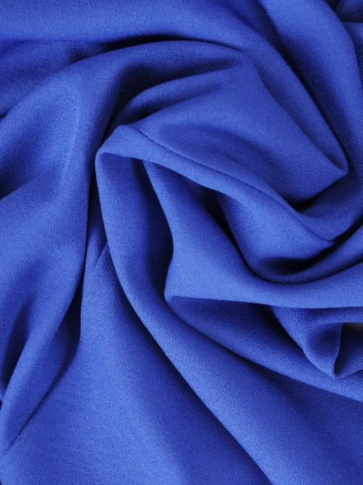Elegancki komplet damski ze spodniami na wesele – chabrowy asymetryczny fason z ozdobnym wiązaniem 38003