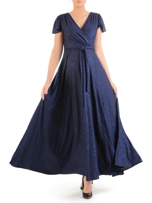 Granatowa suknia wieczorowa maxi rozkloszowana – podkreślający talię pasek i efektowny połysk 34538