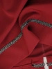 Elegancka wiśniowa sukienka koktajlowa – prosty fason z ozdobnymi falbanami na rękawach 31829