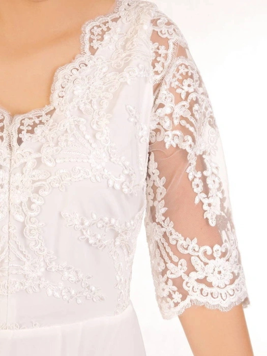 Elegancka biała suknia wieczorowa rozkloszowana maxi – zmysłowe rozcięcie i szyfonowy dół 30729