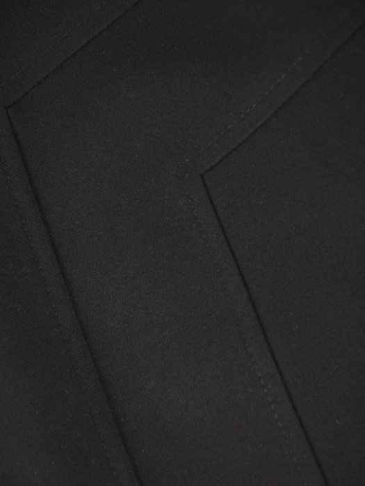 Elegancka czarna spódnica prosta na jesień – komfortowa gumka w pasie podkreślająca talię 42278