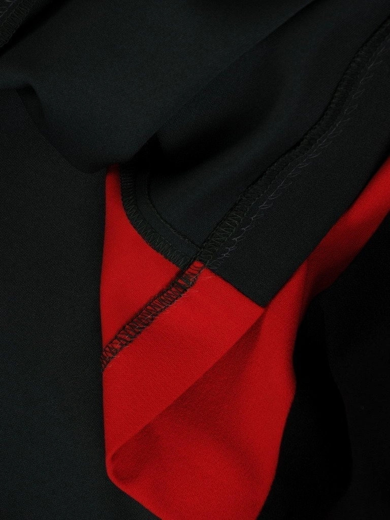 Zielona sukienka rozkloszowana midi z rękawem 3/4 – wyszczuplające zaszewki i elegancki dekolt łódka 18598