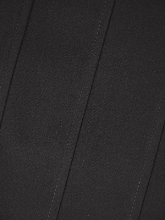 Elegancka czarna spódnica prosta na jesień – komfortowa gumka w pasie podkreślająca talię 42278