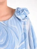 Niebieska długa sukienka syrenka z narzutką – zmysłowo eksponuje kobiece kształty 41280