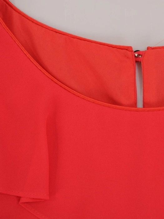 Koralowa sukienka wizytowa trapezowa z falbaną – elegancka kreacja na wesele i rodzinne przyjęcia 22956