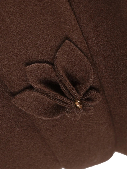 Elegancki kapelusz damski zimowy cloche – stylowe wywinięte rondo z ozdobną wstawką 42406