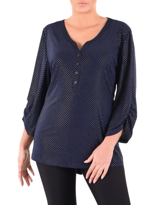 Elegancka bluzka plus size w granatowe grochy ze złotym akcentem – z dekoltem V i marszczonymi rękawami, wysmuklająca sylwetkę 40811